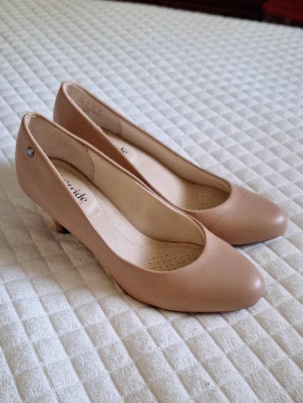 Lifestride Parigi Classic Nude Low Heel Pump for Women